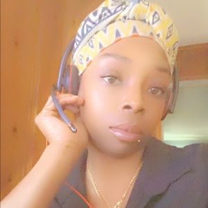 Meet your Posher, Sharon